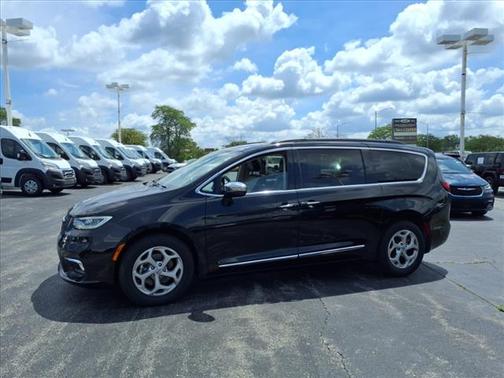 2023 Chrysler Pacifica Limited