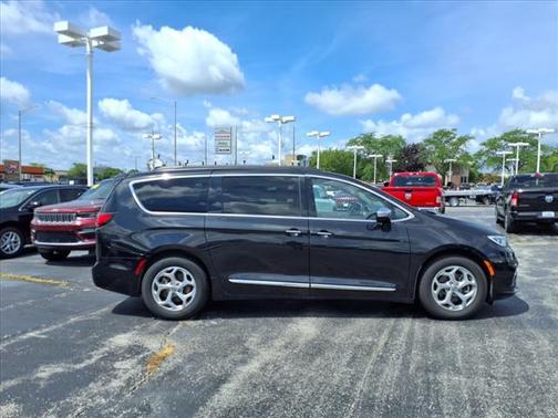 2023 Chrysler Pacifica Limited