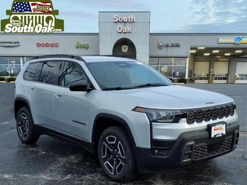 Silver Zynith Clearcoat 2026 Jeep Cherokee Laredo 4x4