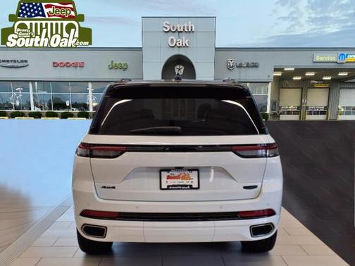 2025 Jeep Grand Cherokee Summit