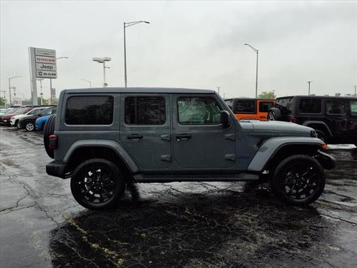 2025 Jeep Wrangler 4xe Sahara