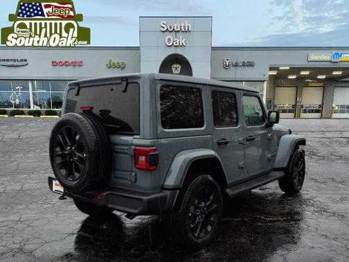 2025 Jeep Wrangler 4xe Sahara