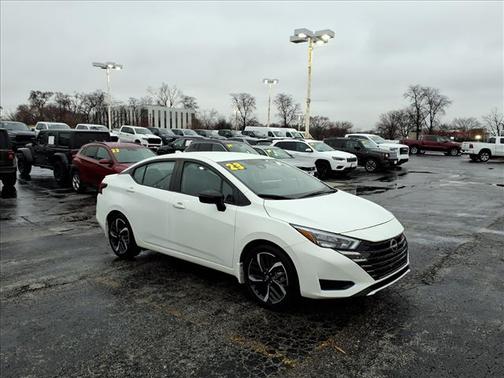 2023 Nissan Versa 1.6 S
