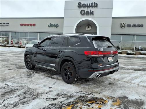 2025 Volkswagen Atlas 2.0T Peak Edition