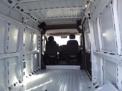 2025 RAM ProMaster 2500 Tradesman