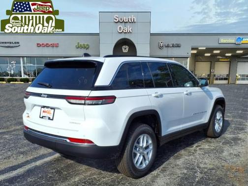 2025 Jeep Grand Cherokee Laredo
