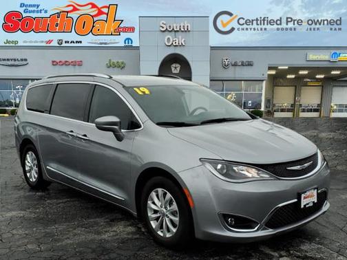 2019 Chrysler Pacifica Touring L