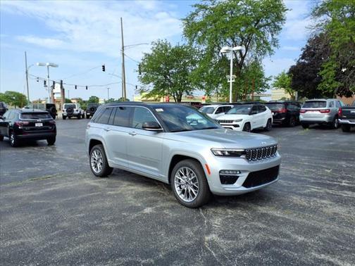 2025 Jeep Grand Cherokee Summit