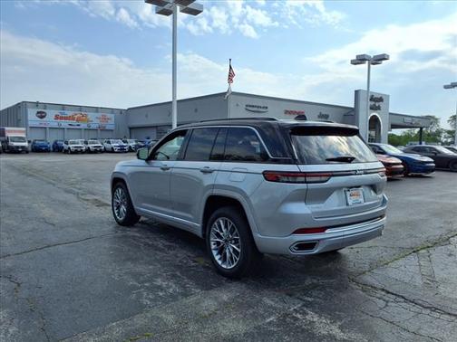 2025 Jeep Grand Cherokee Summit