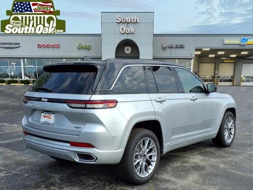 2025 Jeep Grand Cherokee Summit