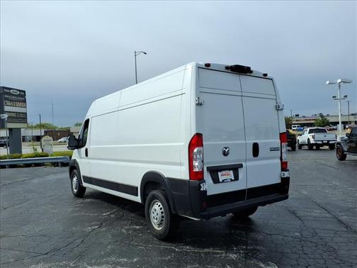 Bright White Clearcoat 2025 RAM ProMaster 2500 Tradesman