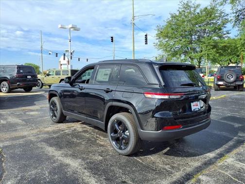 2025 Jeep Grand Cherokee Limited X