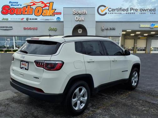 White Clearcoat 2018 Jeep Compass Latitude