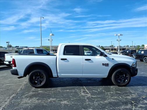 Bright White Clearcoat 2024 RAM 1500 Classic Warlock Crew Cab 4x4 5'7' Box