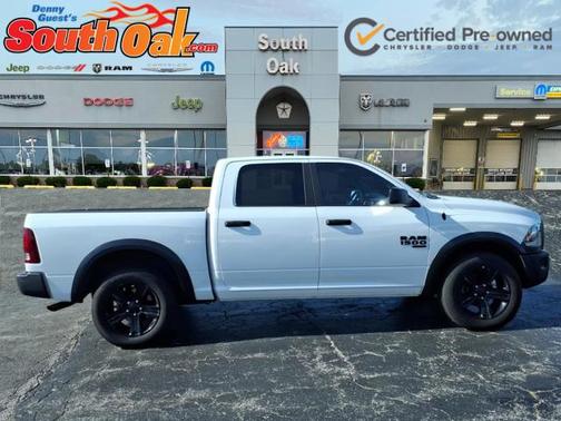 Bright White Clearcoat 2024 RAM 1500 Classic Warlock Crew Cab 4x4 5'7' Box