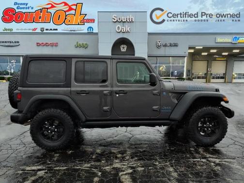 Granite Crystal Metallic Clearcoat 2025 Jeep Wrangler 4xe Willys