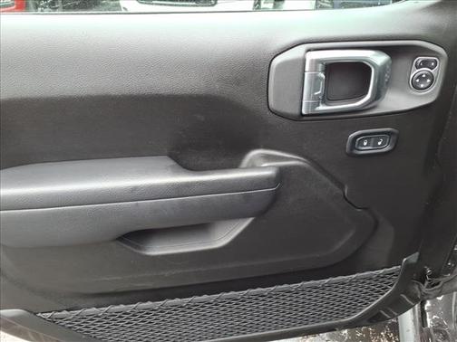 Granite Crystal Metallic Clearcoat 2025 Jeep Wrangler 4xe Willys