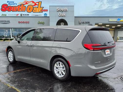 2025 Chrysler Pacifica L
