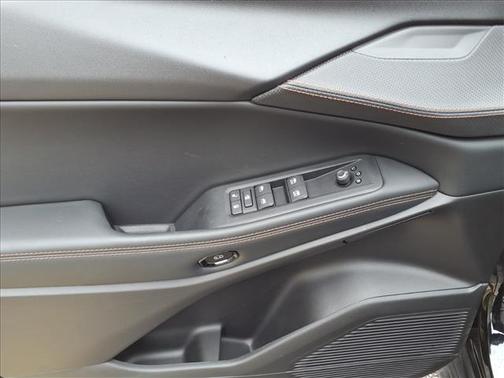 Diamond Black Crystal Pearlcoat 2026 Jeep Cherokee Limited