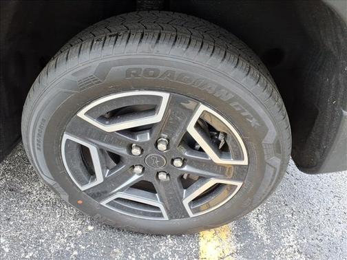 Diamond Black Crystal Pearlcoat 2026 Jeep Cherokee Limited