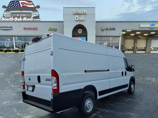 Bright White Clearcoat 2026 RAM ProMaster 3500 High Roof