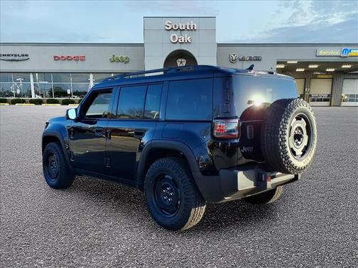 Diamond Black Crystal Pearlcoat 2026 Jeep Recon Moab 4xe