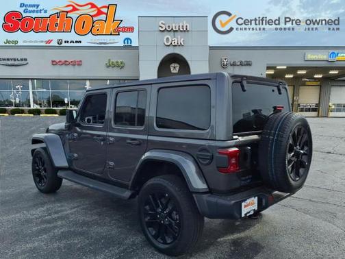 Granite Crystal Metallic Clearcoat 2025 Jeep Wrangler 4xe Sahara