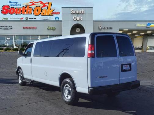 2022 Chevrolet Express 3500 RWD 3500 Extended Wheelbase LS