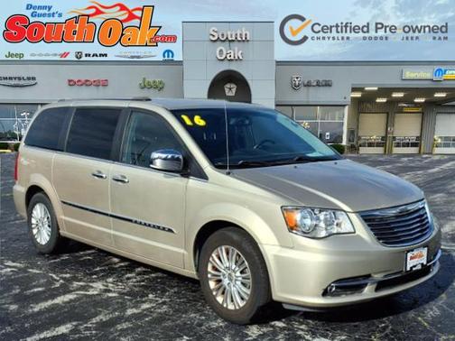 2016 Chrysler Town & Country Limited