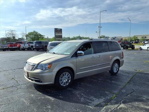 2016 Chrysler Town & Country Limited