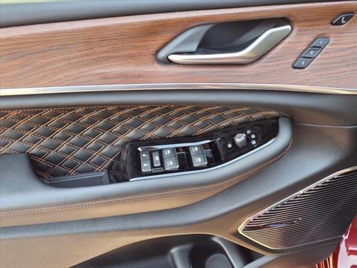 2023 Jeep Grand Cherokee Summit