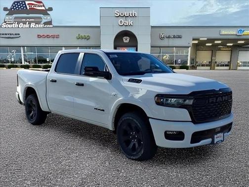 Bright White Clearcoat 2026 RAM 1500 Big Horn/Lone Star