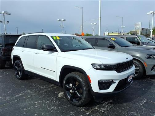 Bright White Clearcoat 2023 Jeep Grand Cherokee Limited