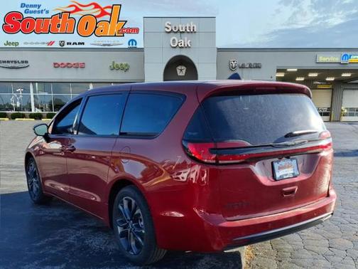 2026 Chrysler Pacifica L