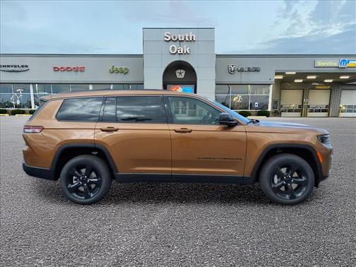 Copper Shino Metallic Clearcoat 2026 Jeep Grand Cherokee L Limited