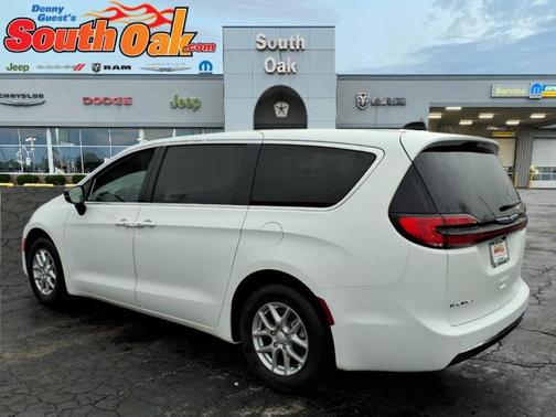 2026 Chrysler Pacifica L