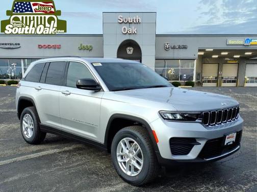 2026 Jeep Grand Cherokee Laredo