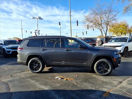 2025 Jeep Grand Cherokee L Altitude