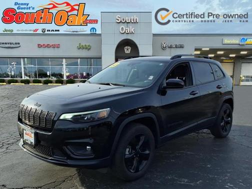 Diamond Black Crystal Pearlcoat 2023 Jeep Cherokee Altitude