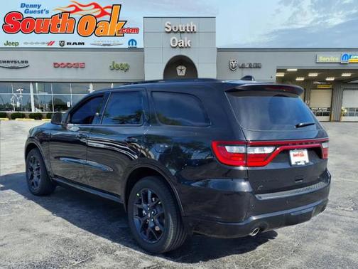DB Black Crystal Clearcoat 2026 Dodge Durango GT Plus