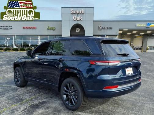 Fathom Blue Pearlcoat 2026 Jeep Grand Cherokee Limited