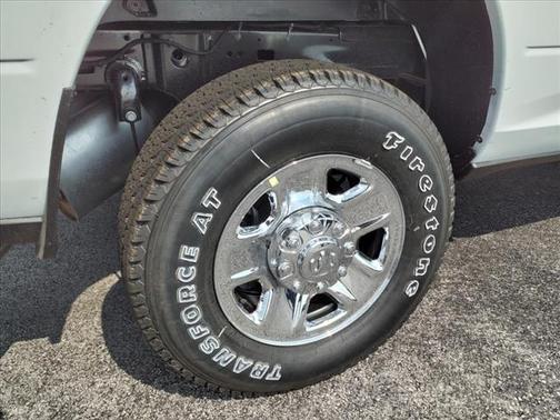 2024 RAM 2500 Tradesman Crew Cab 4x4 6'4' Box