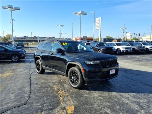2025 Jeep Grand Cherokee Altitude