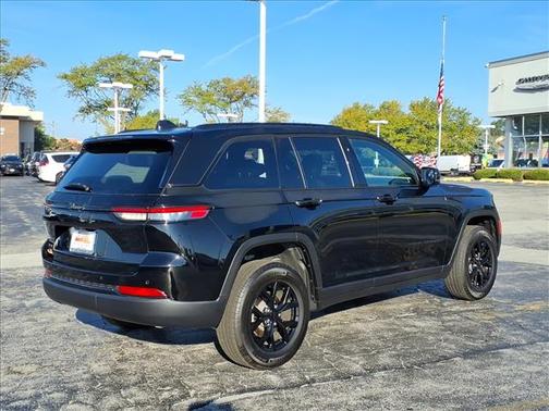 2025 Jeep Grand Cherokee Altitude