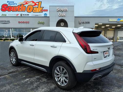 Crystal White Tricoat 2022 Cadillac XT4 Premium Luxury