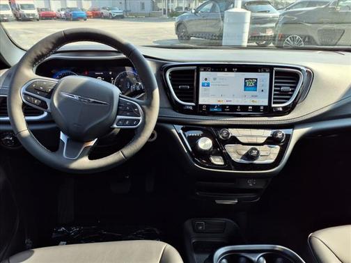 2025 Chrysler Pacifica L
