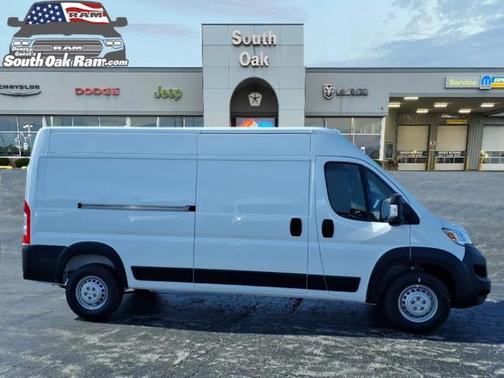 Bright White Clearcoat 2026 RAM ProMaster 2500 High Roof