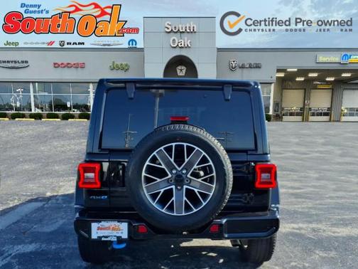 Black Clearcoat 2023 Jeep Wrangler 4xe Sahara High Altitude