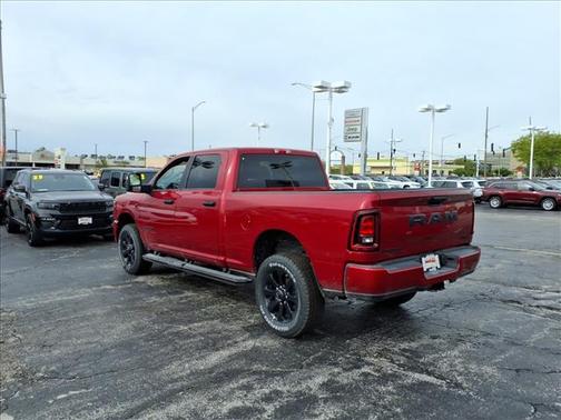 Molten Red Pearlcoat 2026 RAM 2500 Big Horn Crew Cab 4x4 6'4' Box