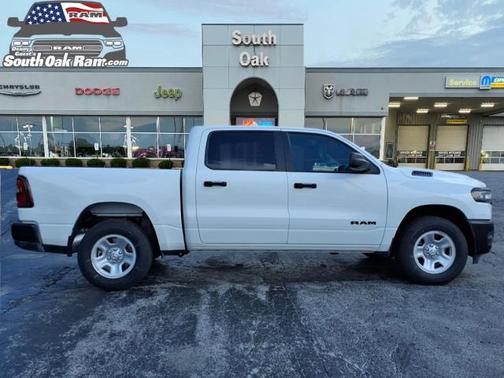 Bright White Clearcoat 2026 RAM 1500 Tradesman